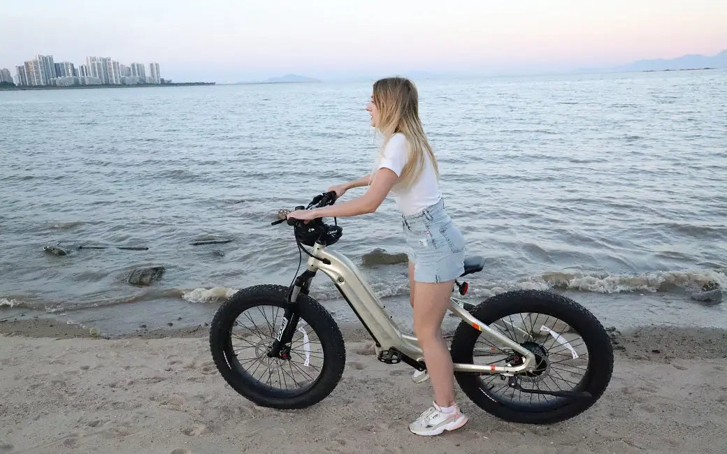 Can the Fat Tires of Electric Bicycles Normally Ride on the Beach? HOVSCO
