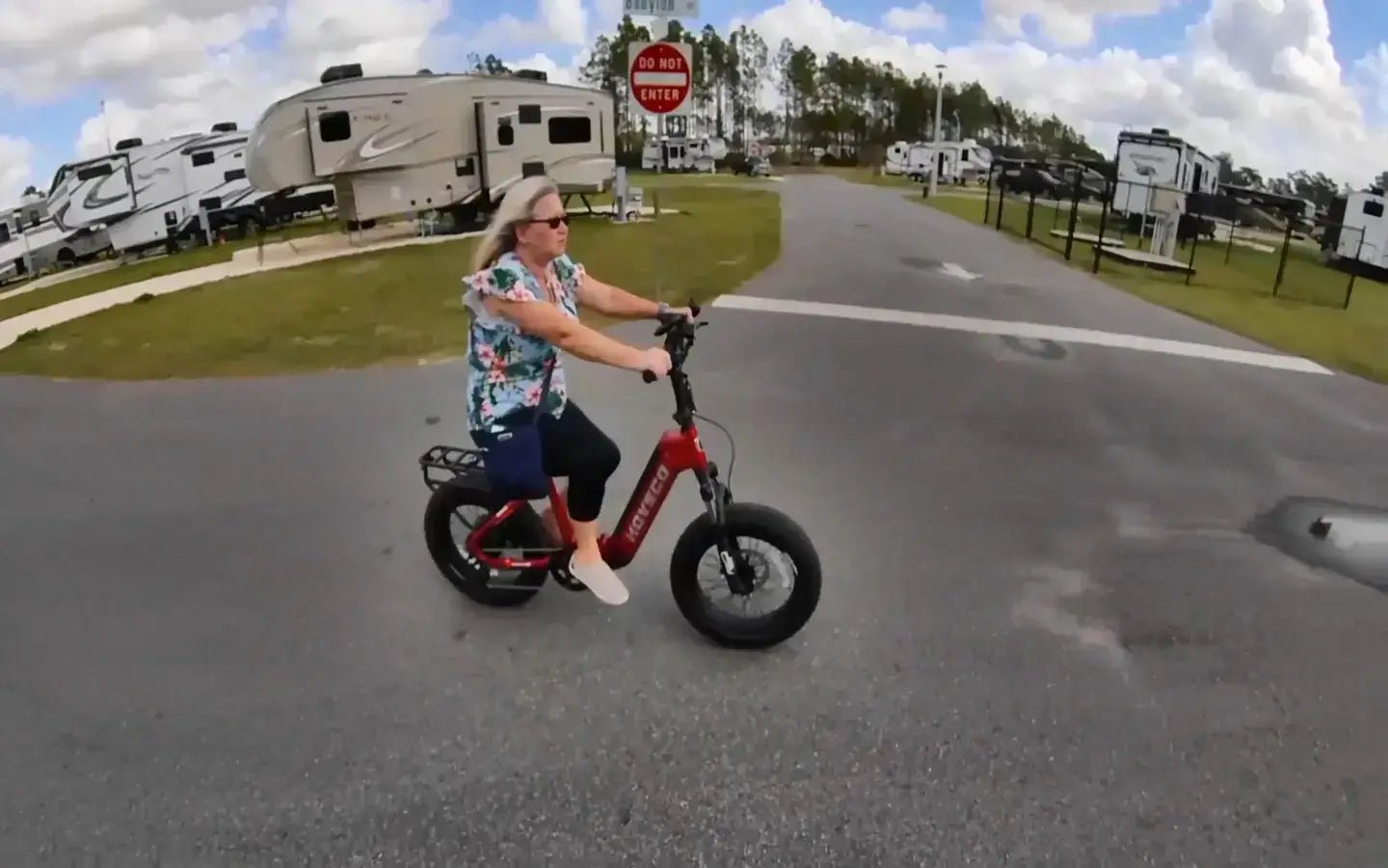 How Do Fat Tire E-Bikes Compare To Mountain Bikes On Trails?