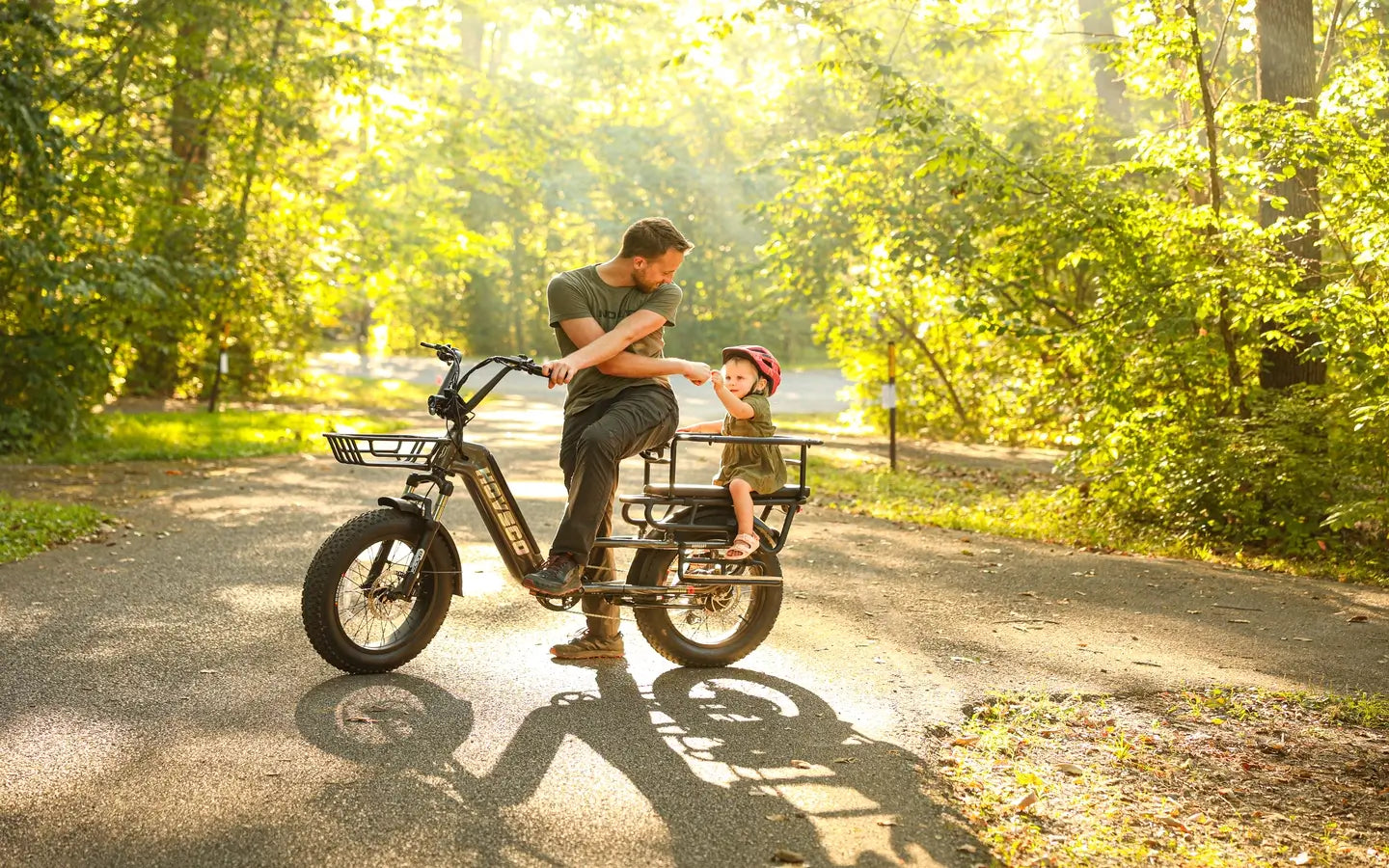 What Accessories Are Essential for Long-Distance E-Bike Touring and Commuting?