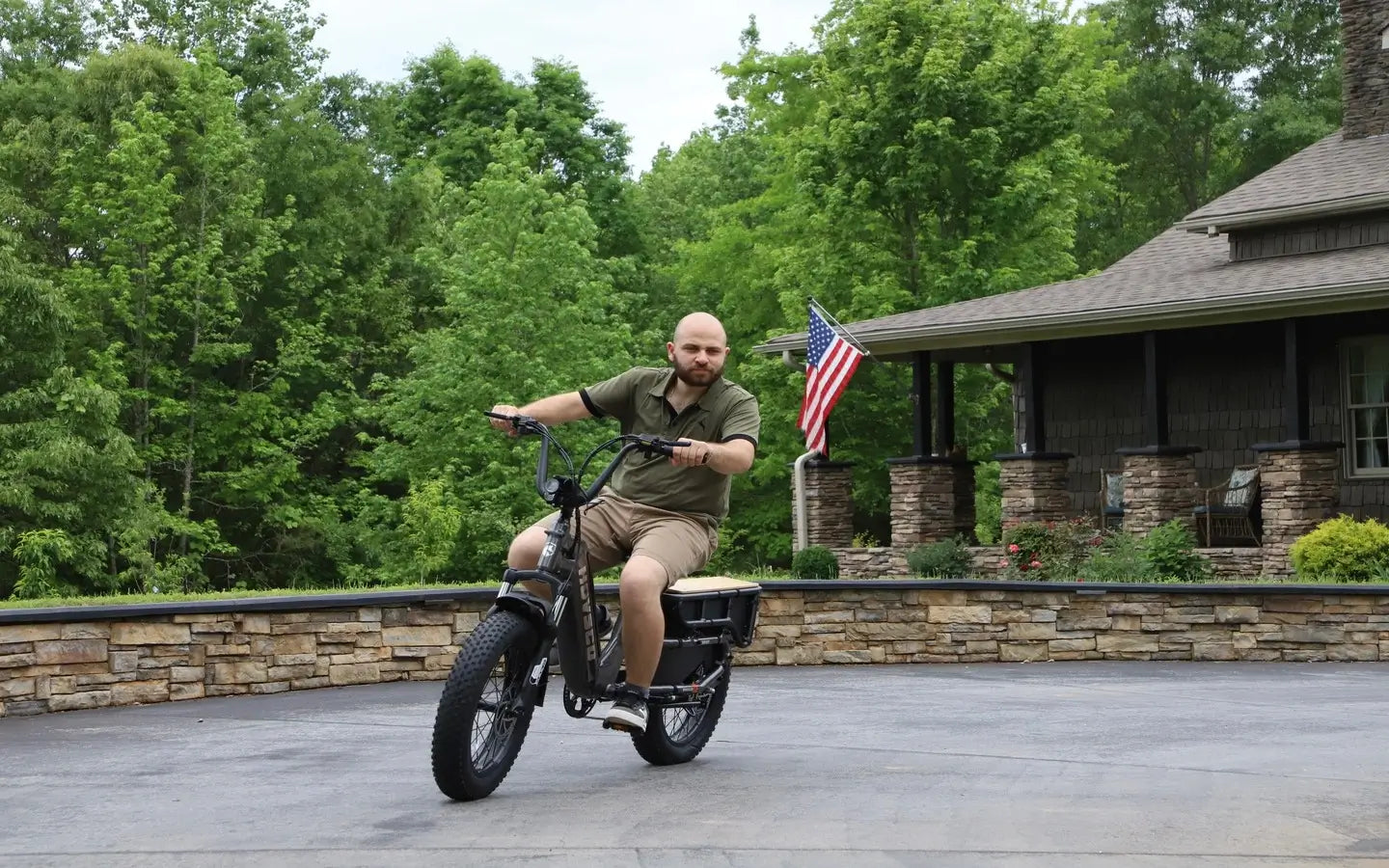 What Are Gasoline Mopeds and Why Are They Popular in 2025?