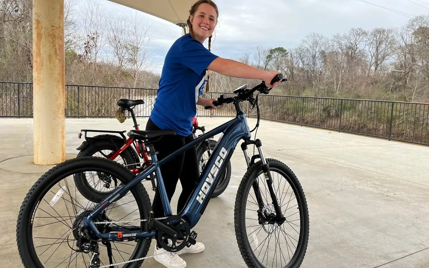 What Differentiates Electric From Traditional Mountain Bikes In Performance