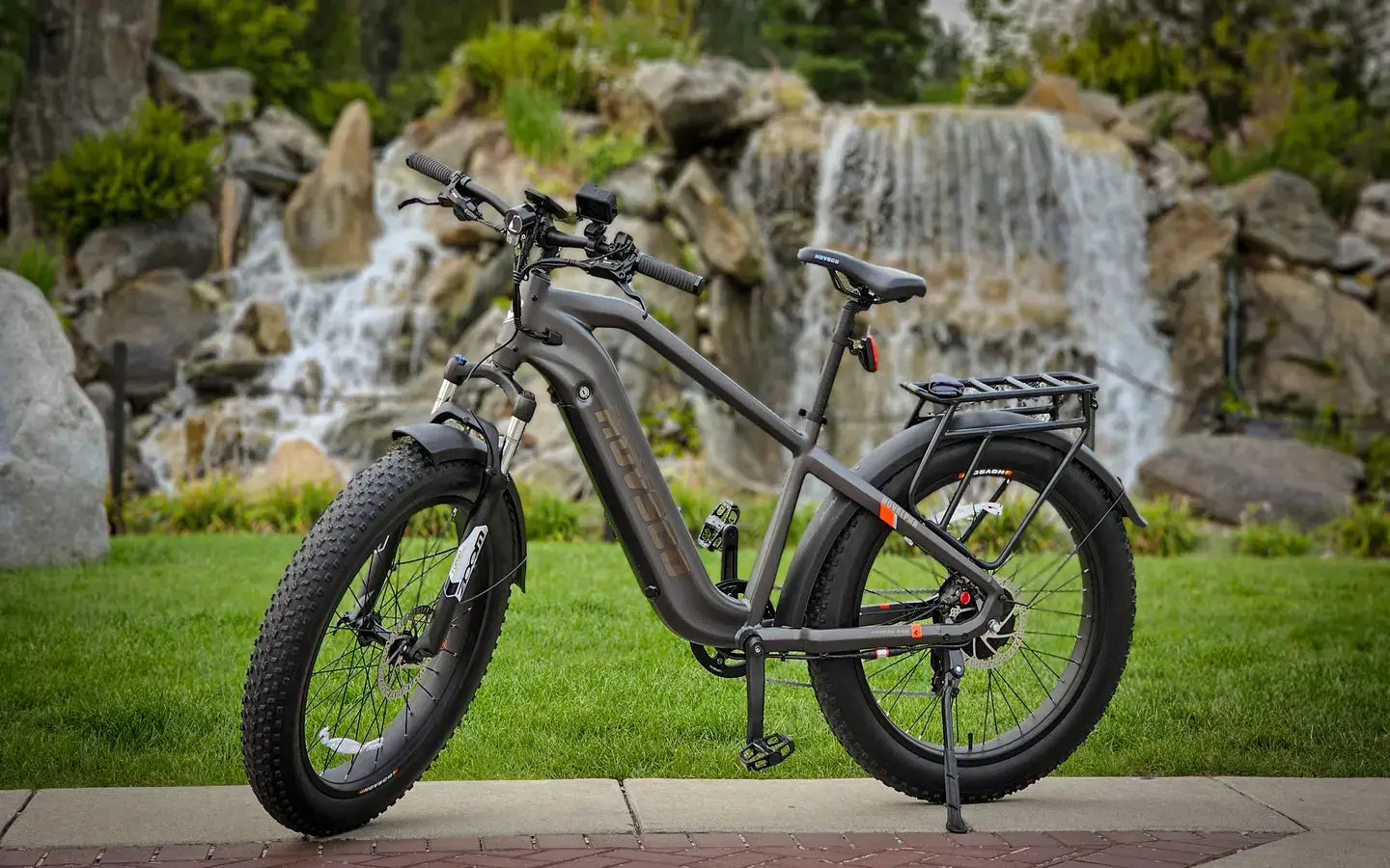 Why Choose A Step-Thru Commuter Ebike For Long Range?