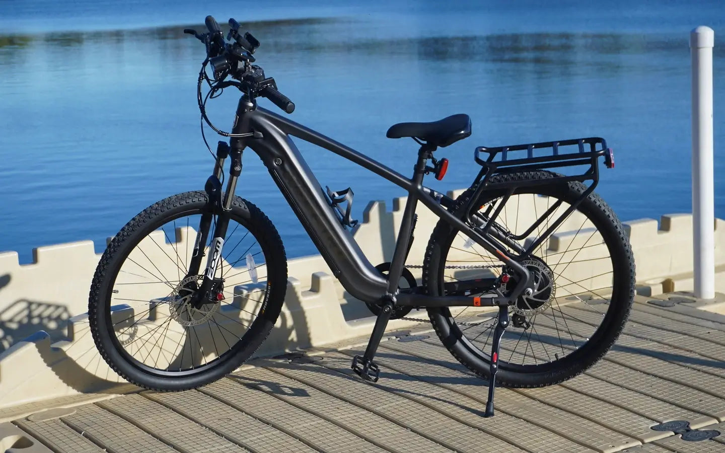 Why Is a Step Thru Electric Bike for Seniors the Best Choice for Comfort and Safety?