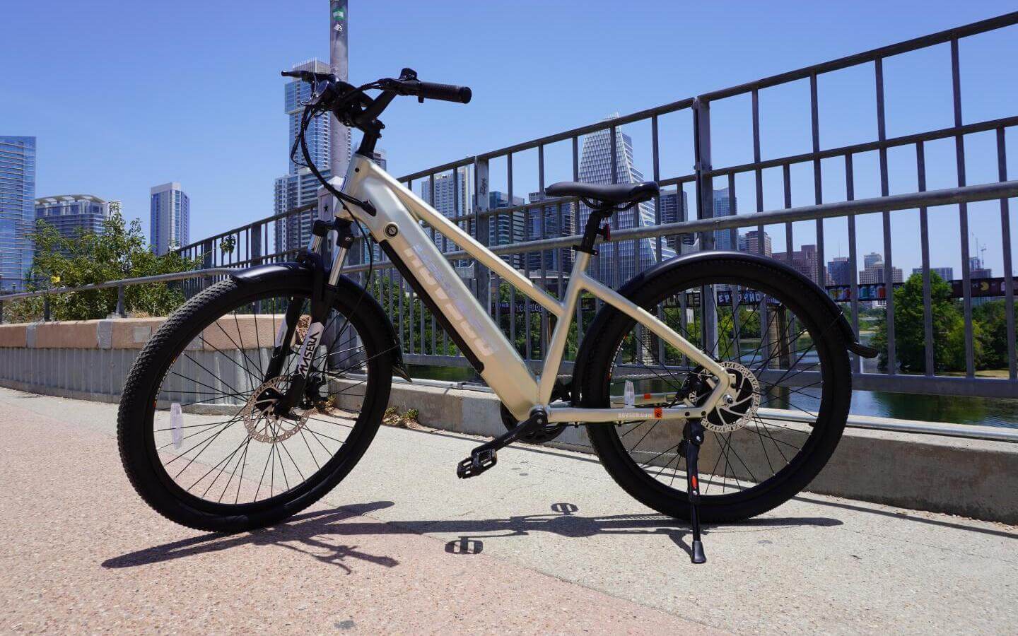 Why Is The HOVSCO HovCity The Best Women’s E-Bike For Over 70’s Under $1000?