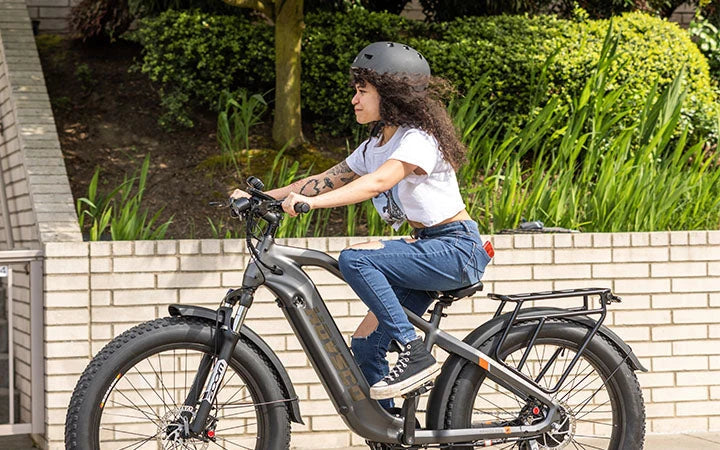 Ride-with-hovsco-ebike