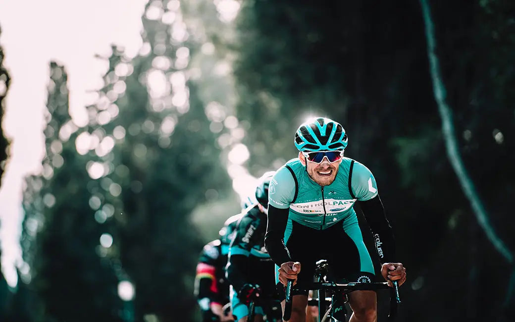 The 5 Best Exercise Bike Accessories - According To Professional Cyclists HOVSCO