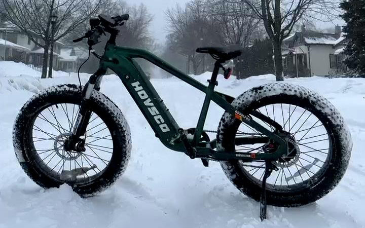 Winter Cycling: Everything You Need to Know about Riding an Ebike in Cold Weather - HOVSCO 