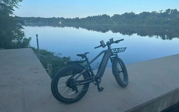 Why Choose A Folding Electric Bike For Urban Mobility?